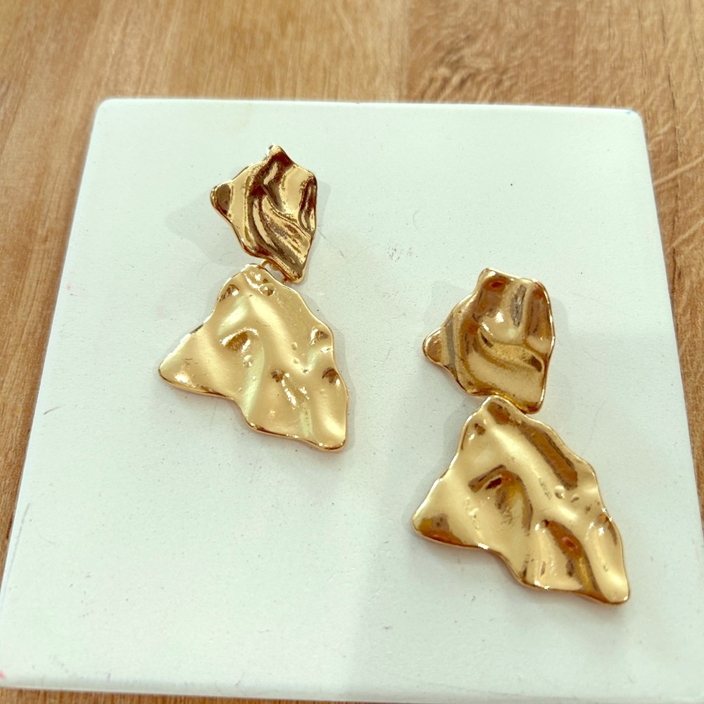 Gold earrings